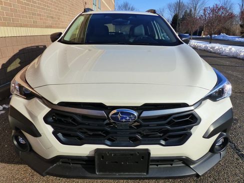 Used 2024 Subaru Crosstrek 2.0i Premium image 12