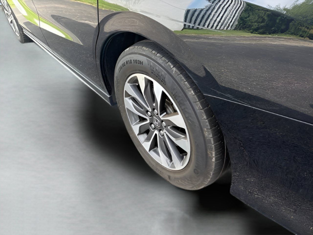 Used 2024 Honda Odyssey EX-L image 17