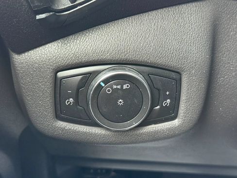 Used 2015 Ford Transit Connect XL FWD image 30