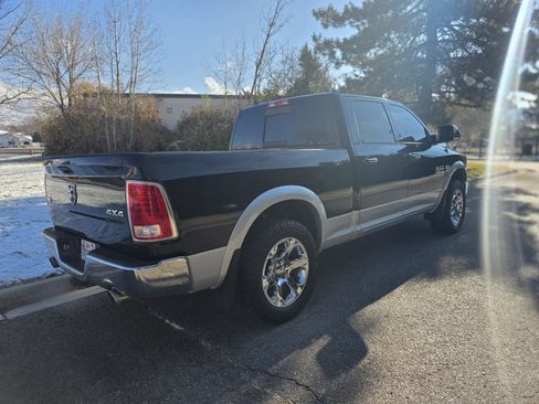 Used 2014 RAM 1500 Laramie w/ Convenience Group image 9
