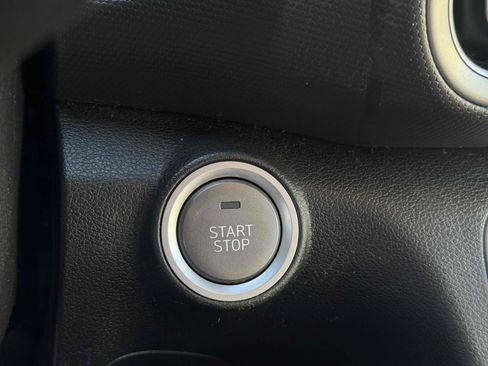 Used 2023 Hyundai Kona SE FWD image 27