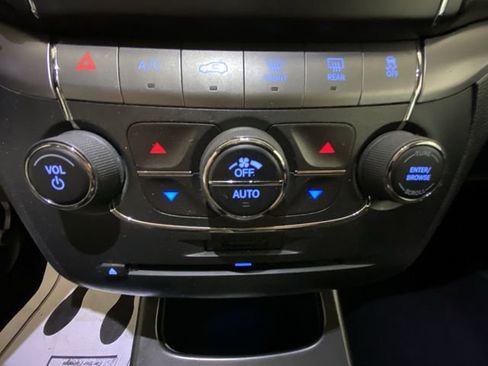 Used 2020 Dodge Journey Crossroad image 18