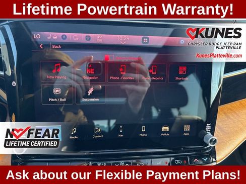 Used 2024 Jeep Grand Wagoneer L Series III AWD/4WD image 21
