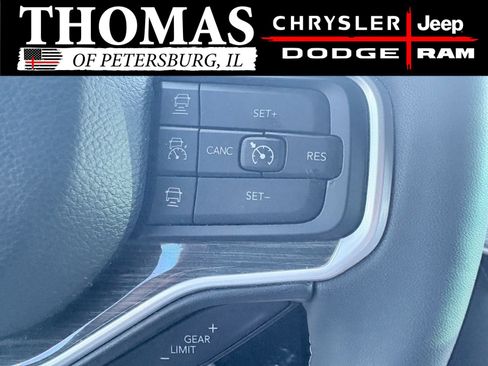 Used 2024 Chevrolet Malibu LT FWD image 17