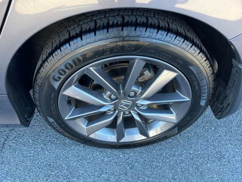 Used 2021 Honda Civic EX image 12