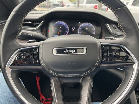 Used 2022 Jeep Grand Cherokee Overland image 45