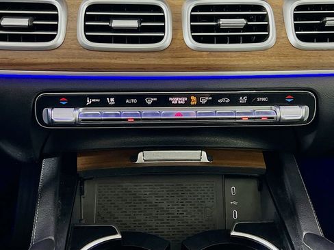 Used 2024 Mercedes-Benz GLE 350 4MATIC image 16