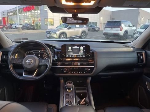 Certified 2023 Nissan Pathfinder SL w/ SL Premium Package image 13