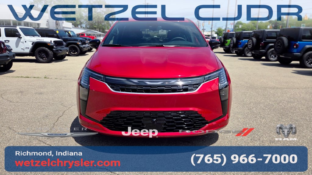 New 2027 Chrysler Pacifica Select FWD image 2