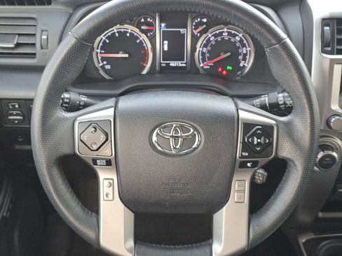 Used 2021 Toyota 4Runner Limited image 17