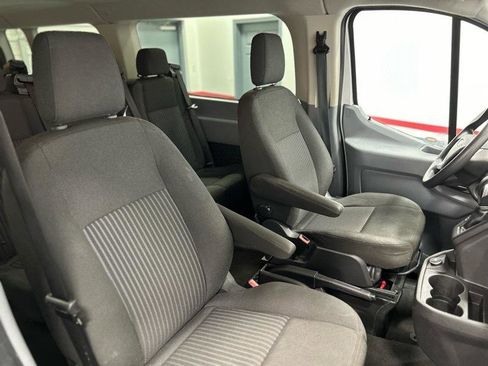 Used 2018 Ford Transit 350 XLT image 21