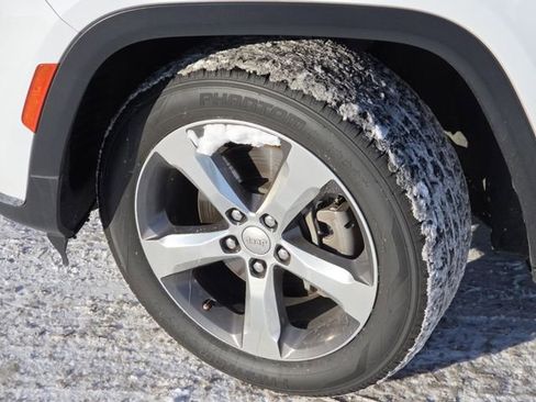 Used 2021 Jeep Grand Cherokee L Limited image 27