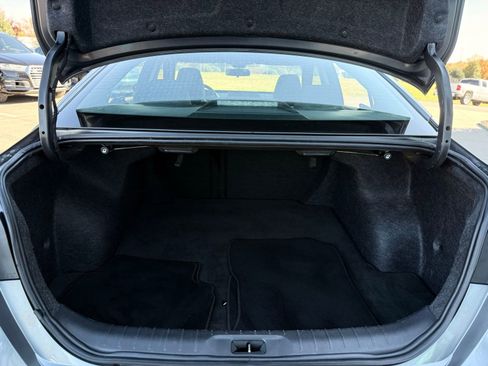 Used 2024 Nissan Altima 2.5 SV FWD image 30