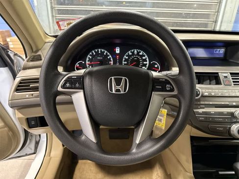 Used 2009 Honda Accord LX-P image 18