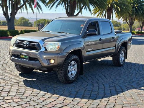 Used 2013 Toyota Tacoma 4x4 Double Cab image 4