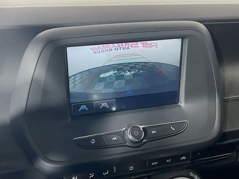 Used 2018 Chevrolet Camaro LT image 18