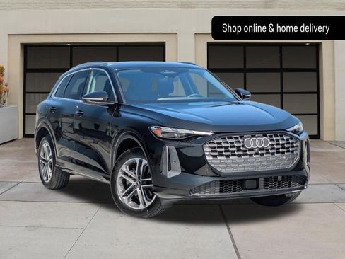 Used 2025 Audi Q5 Premium w/ Convenience Package image 31