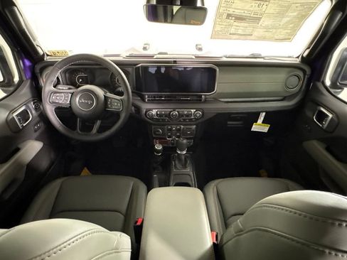 New 2026 Jeep Gladiator Mojave AWD/4WD image 18