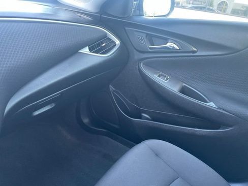 Used 2023 Chevrolet Malibu LT FWD image 20