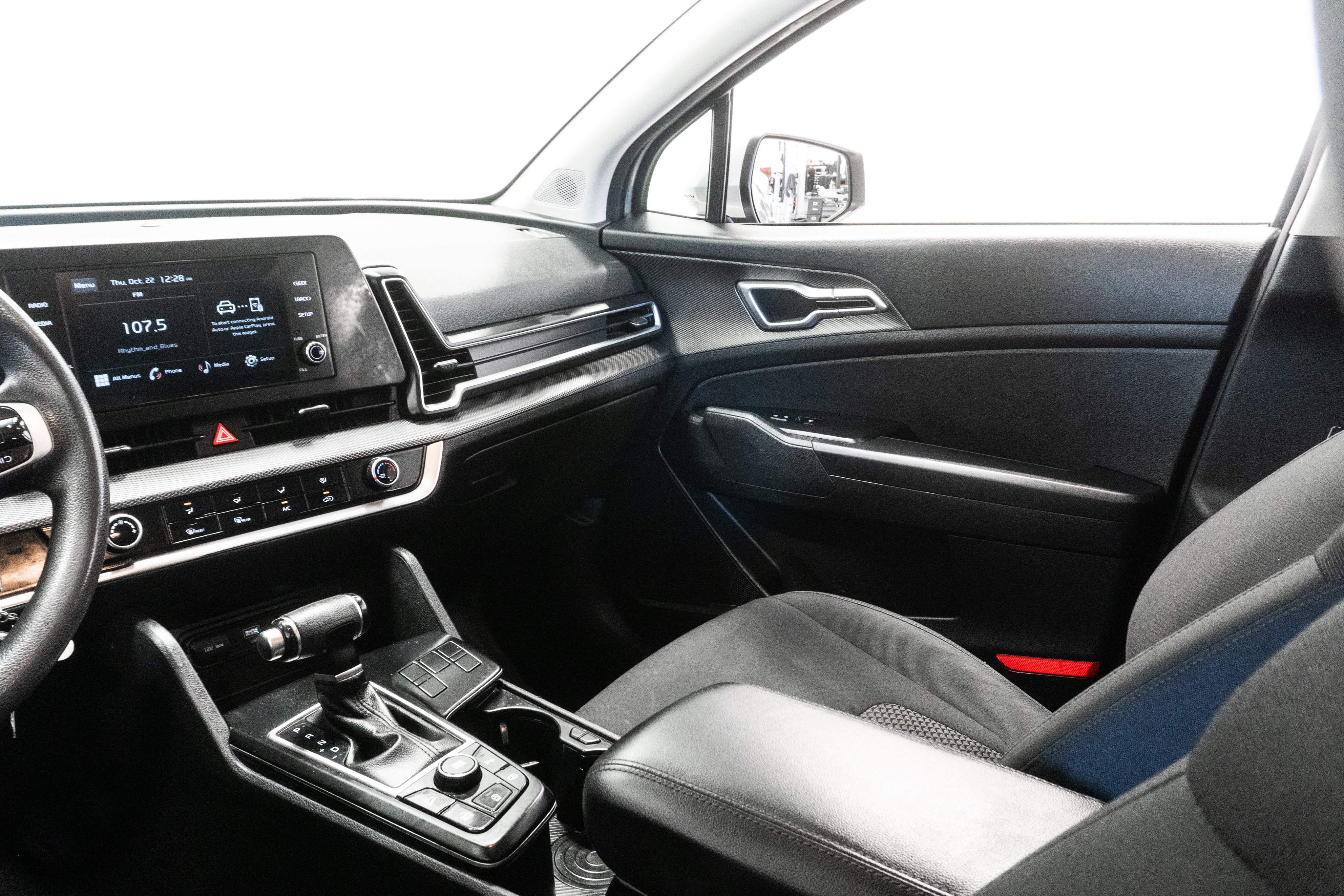 Used 2023 Kia Sportage LX FWD image 13
