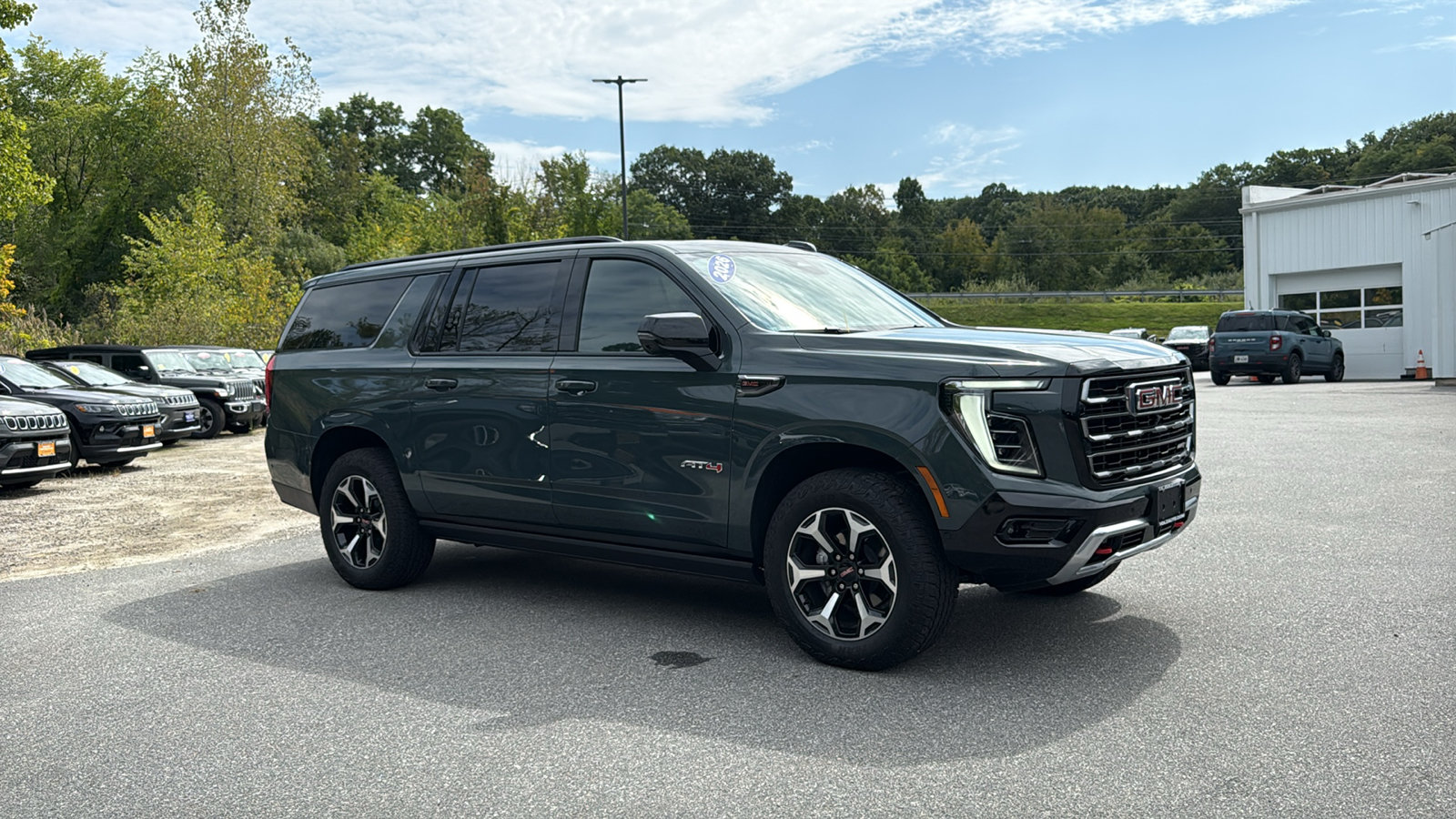 Certified 2026 GMC Yukon XL AT4 w/ AT4 Premium Plus Package AWD/4WD image 2