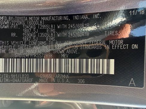 Used 2019 Toyota Highlander XLE AWD/4WD image 50