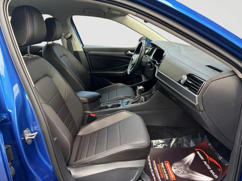 Used 2023 Volkswagen Jetta SE FWD image 20