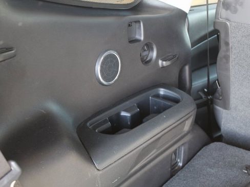 Used 2021 Subaru Ascent Limited w/ Technology Package image 8