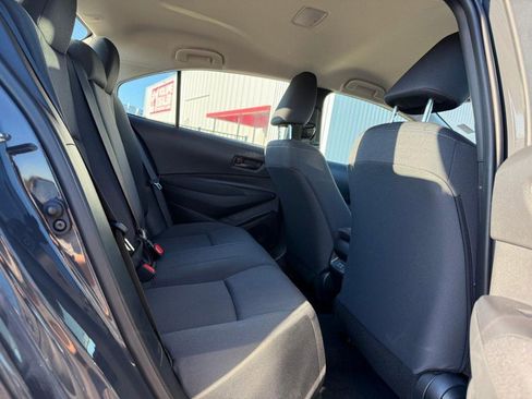 Certified 2025 Toyota Corolla LE image 12