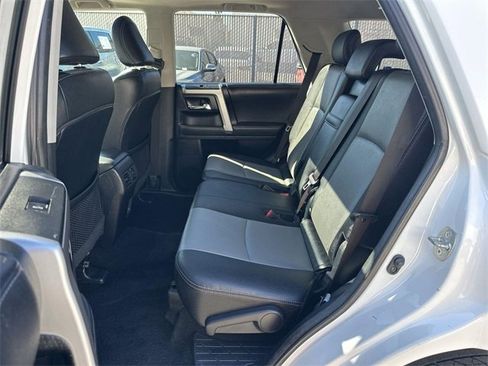 Used 2022 Toyota 4Runner SR5 Premium image 25