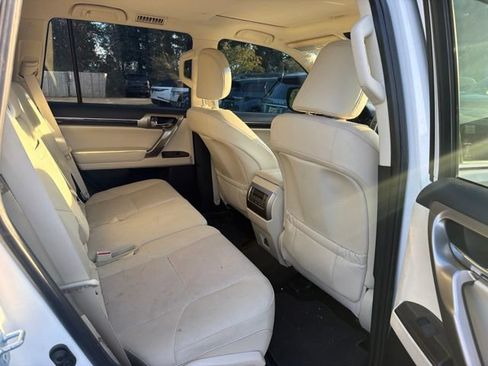 Used 2021 Lexus GX 460 Premium w/ Premium Package AWD/4WD image 8