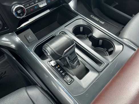 Used 2021 Ford F150 Lariat image 16