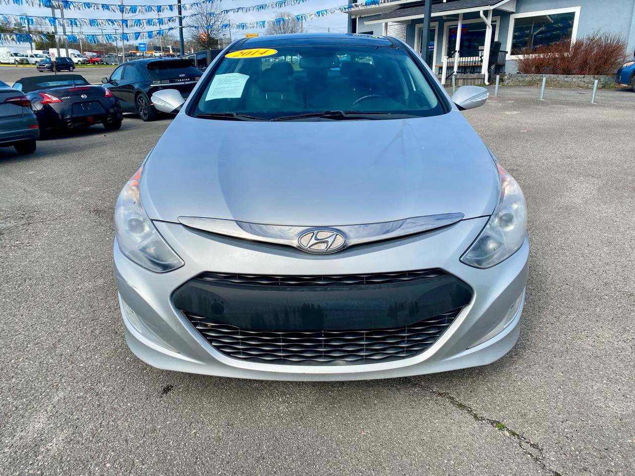 Used 2014 Hyundai Sonata Limited w/ Panoramic Sunroof Package 02 FWD image 2