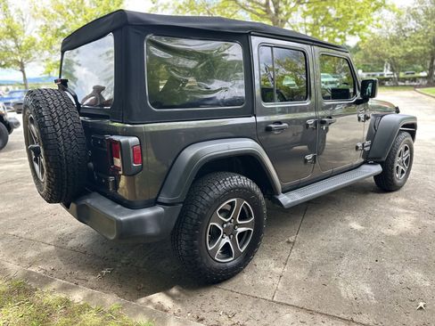 Used 2019 Jeep Wrangler Unlimited Sport S image 7