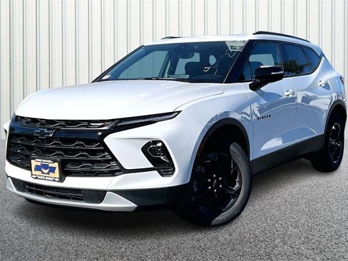 New 2026 Chevrolet Blazer LT w/ Sound & Technology Package image 7