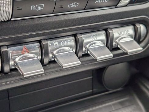 Used 2022 Ford Mustang GT Premium image 40