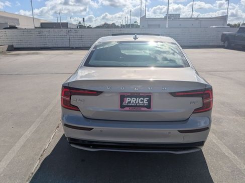 Used 2024 Volvo S60 B5 Plus FWD image 6