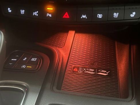 Used 2025 Cadillac CT5 Premium Luxury image 37