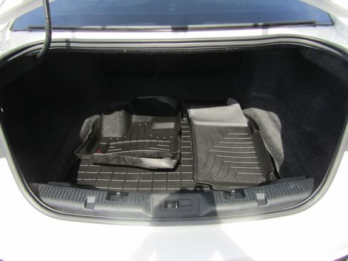 Used 2015 Ford Taurus SHO w/ Equipment Group 401A AWD/4WD image 25