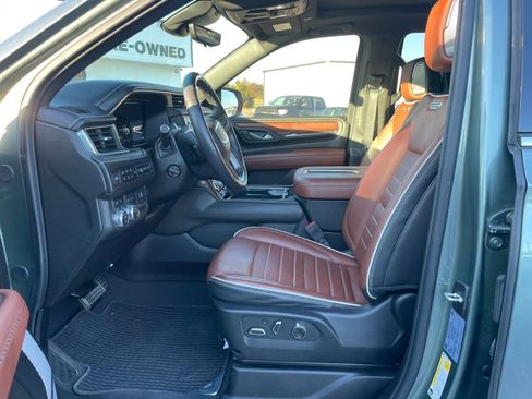 Used 2024 GMC Yukon Denali Ultimate image 10