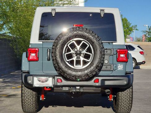 New 2026 Jeep Wrangler Unlimited Rubicon w/ Whitecap Package AWD/4WD image 10
