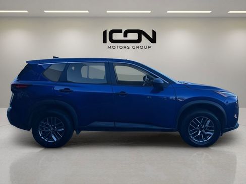 Used 2023 Nissan Rogue S image 6