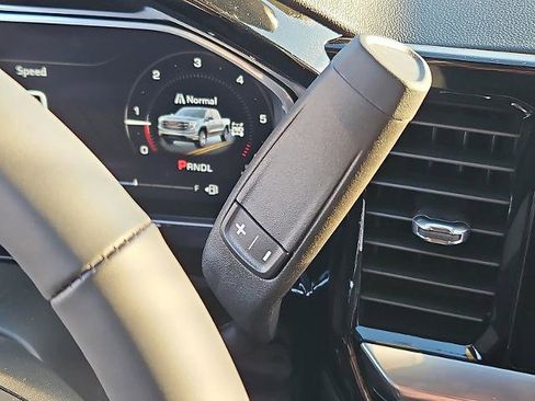 New 2026 GMC Sierra 1500 Elevation image 12