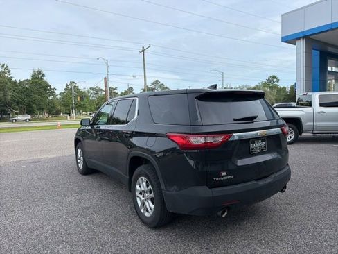 Used 2019 Chevrolet Traverse LS w/ LPO, Floor Liner Package FWD image 7