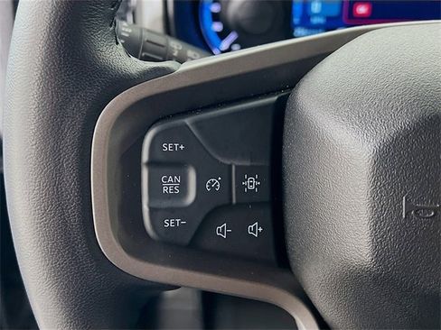 Used 2024 Ford Bronco Black Diamond image 13