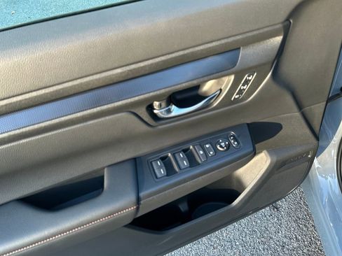 Used 2026 Honda CR-V Sport-L image 15