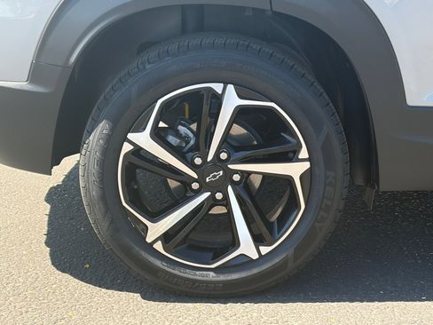 Used 2023 Chevrolet TrailBlazer RS w/ Convenience Package image 10