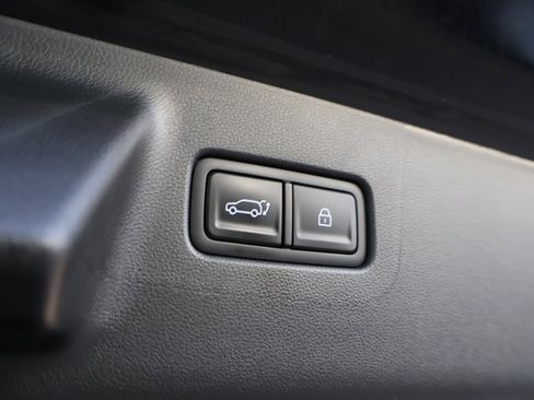 Used 2025 Hyundai Santa Fe Limited image 18