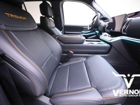 New 2026 Ford Expedition Tremor image 11