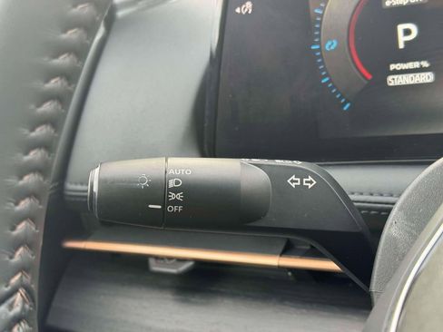 Certified 2024 Nissan Ariya FWD image 23